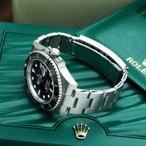 Rolex Submariner Date 40mm [PAYERZ-EN 1, EMPORTEZ-EN 2]